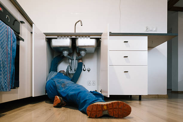Professional Sewer Line Repair technician working in Del Mar, CA